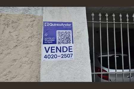 Casa à venda com 330m², 2 quartos e 2 vagasFachada - plaquinha