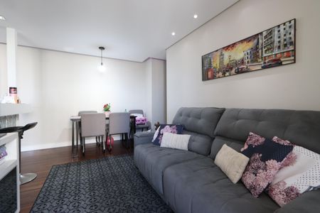 Apartamento à venda com 65m², 2 quartos e 1 vagaSala