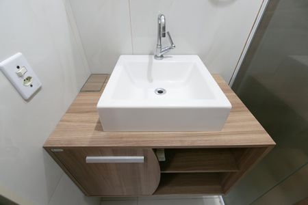 Casa de condomínio à venda com 60m², 2 quartos e 1 vagaBanheiro