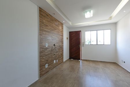 Casa de condomínio à venda com 60m², 2 quartos e 1 vagaSala
