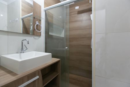 Casa de condomínio à venda com 60m², 2 quartos e 1 vagaBanheiro