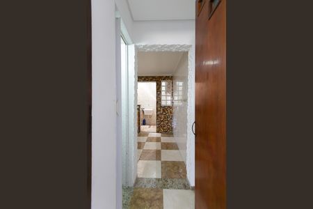 Casa de condomínio à venda com 60m², 2 quartos e 1 vagaCorredor