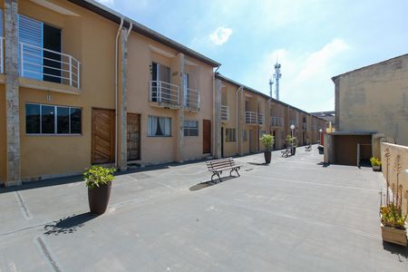 Casa de condomínio à venda com 60m², 2 quartos e 1 vagaÁrea comum - Área Externa