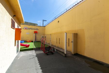 Casa de condomínio à venda com 60m², 2 quartos e 1 vagaÁrea Comum - Playground