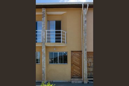 Casa de condomínio à venda com 60m², 2 quartos e 1 vagaÁrea comum - Área Externa