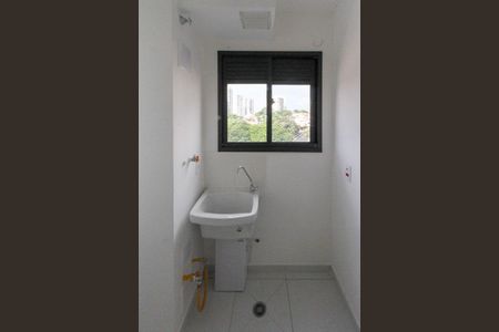 Apartamento para alugar com 37m², 2 quartos e sem vaga Apartamento para alugar com 37m², 2 quartos e sem vagaÁrea de Serviço