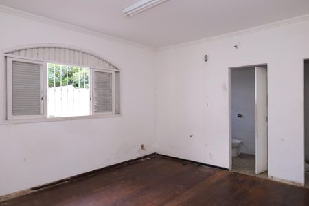Casa para alugar com 400m², 4 quartos e 6 vagasQuarto 3 - Suíte