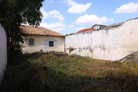 Casa para alugar com 400m², 4 quartos e 6 vagasQuintal