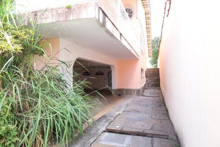 Casa para alugar com 400m², 4 quartos e 6 vagasVaranda