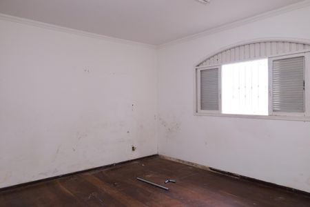 Casa para alugar com 400m², 4 quartos e 6 vagasQuarto 3 - Suíte