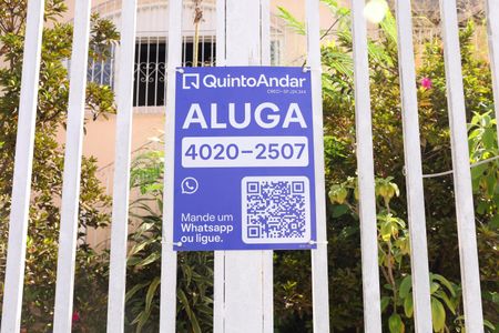 Casa para alugar com 400m², 4 quartos e 6 vagasPlaca