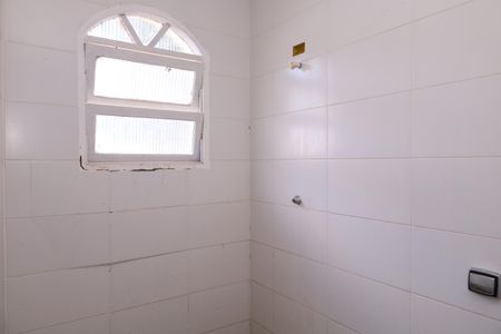 Casa para alugar com 400m², 4 quartos e 6 vagasBanheiro 1