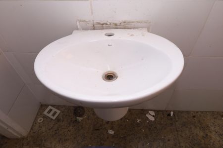 Casa para alugar com 400m², 4 quartos e 6 vagasBanheiro 1