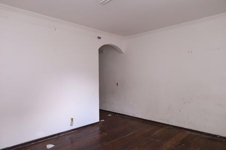 Casa para alugar com 400m², 4 quartos e 6 vagasQuarto 3 - Suíte