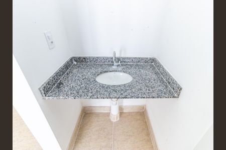 Apartamento para alugar com 40m², 2 quartos e sem vagaBanheiro