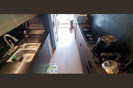 Apartamento à venda com 70m², 1 quarto e 2 vagas Apartamento à venda com 70m², 1 quarto e 2 vagasCozinha