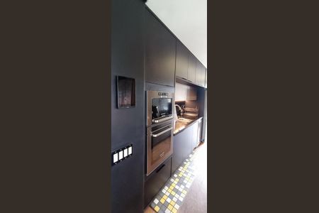 Apartamento à venda com 70m², 1 quarto e 2 vagas Apartamento à venda com 70m², 1 quarto e 2 vagasCozinha