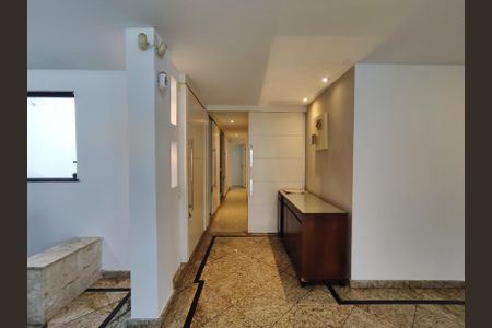 Apartamento à venda com 308m², 3 quartos e 2 vagasSala