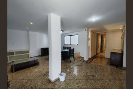 Apartamento à venda com 308m², 3 quartos e 2 vagasSala