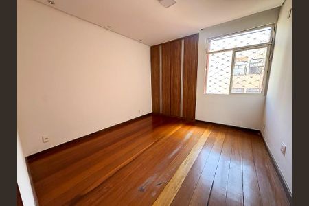 Apartamento para alugar com 65m², 2 quartos e 1 vagaQuarto 1 