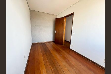Apartamento para alugar com 65m², 2 quartos e 1 vagaQuarto 1 