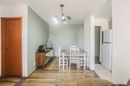 Apartamento à venda com 48m², 2 quartos e 1 vaga Apartamento à venda com 48m², 2 quartos e 1 vagaSala