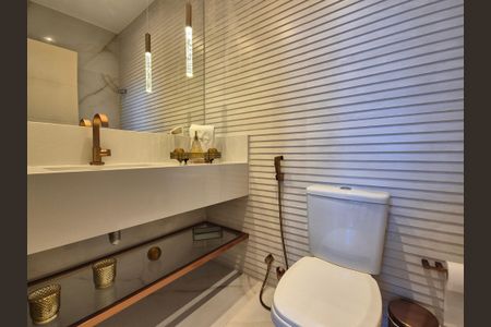 Casa de condomínio à venda com 300m², 4 quartos e 1 vagaLavabo