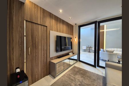 Casa de condomínio à venda com 300m², 4 quartos e 1 vagaSuite 1