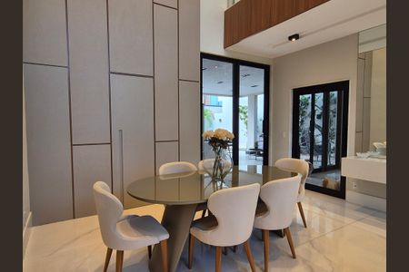 Casa de condomínio à venda com 300m², 4 quartos e 1 vagaSala