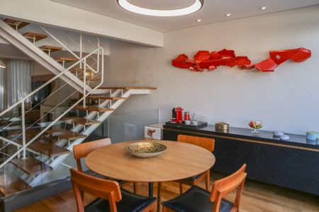 Casa de condomínio à venda com 250m², 3 quartos e 2 vagasSala de Jantar