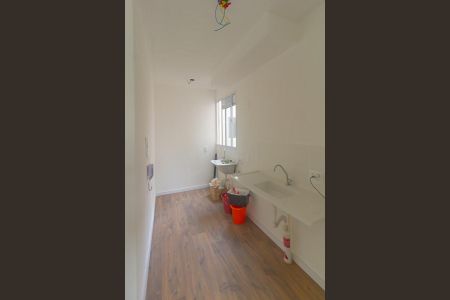 Apartamento à venda com 41m², 2 quartos e 1 vaga Apartamento à venda com 41m², 2 quartos e 1 vagaCozinha e Área de Serviço