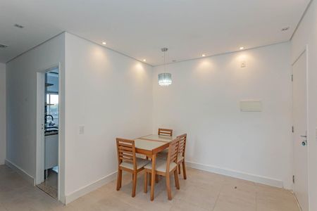 Apartamento para alugar com 50m², 2 quartos e 1 vagaSala