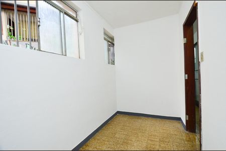 Casa para alugar com 45m², 1 quarto e sem vaga Casa para alugar com 45m², 1 quarto e sem vagaQuarto