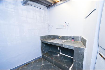 Casa para alugar com 45m², 1 quarto e sem vaga Casa para alugar com 45m², 1 quarto e sem vagaArea de serviço