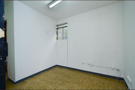 Casa para alugar com 45m², 1 quarto e sem vaga Casa para alugar com 45m², 1 quarto e sem vagaSala