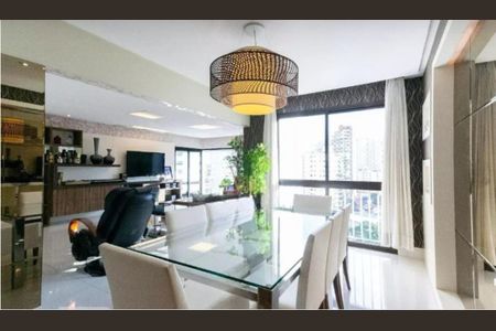 Apartamento à venda com 177m², 3 quartos e 3 vagasFoto 01