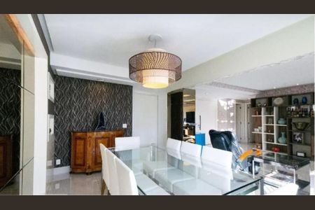 Apartamento à venda com 177m², 3 quartos e 3 vagasFoto 01