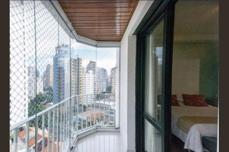 Apartamento à venda com 177m², 3 quartos e 3 vagasFoto 01