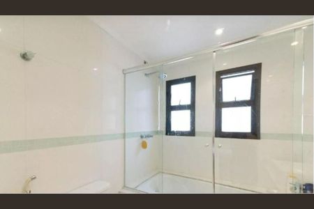 Apartamento à venda com 177m², 3 quartos e 3 vagasFoto 01