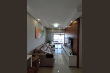 Apartamento à venda com 65m², 2 quartos e 1 vagaSala