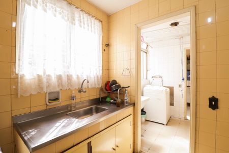 Apartamento à venda com 145m², 3 quartos e 1 vagaCozinha e Área de Serviço