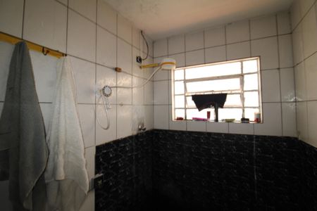 Casa à venda com 153m², 2 quartos e 1 vagaBanheiro Social