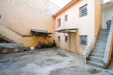 Casa à venda com 298m², 5 quartos e 5 vagasQuintal