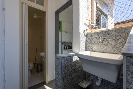 Apartamento à venda com 97m², 3 quartos e sem vagaÁrea de Serviço