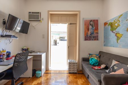 Apartamento à venda com 97m², 3 quartos e sem vagaQuarto 2