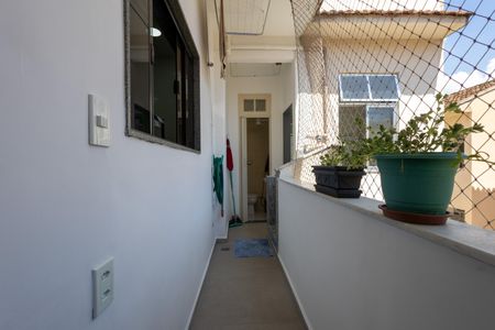 Apartamento à venda com 97m², 3 quartos e sem vagaÁrea de Serviço