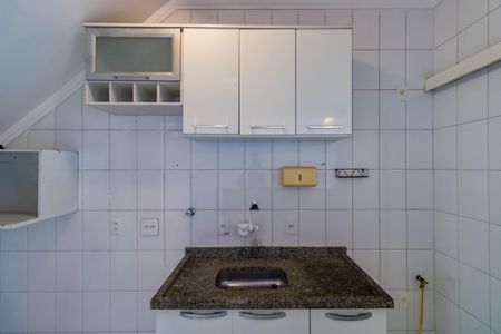Casa de condomínio à venda com 70m², 2 quartos e 1 vaga Casa de condomínio à venda com 70m², 2 quartos e 1 vagaCozinha