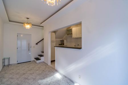 Casa de condomínio à venda com 70m², 2 quartos e 1 vaga Casa de condomínio à venda com 70m², 2 quartos e 1 vagaSala