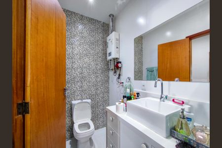 Casa à venda com 247m², 5 quartos e 2 vagasBanheiro da Suíte