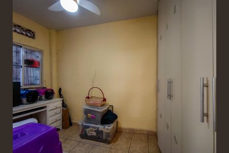 Casa à venda com 247m², 5 quartos e 2 vagasQuarto de Serviço